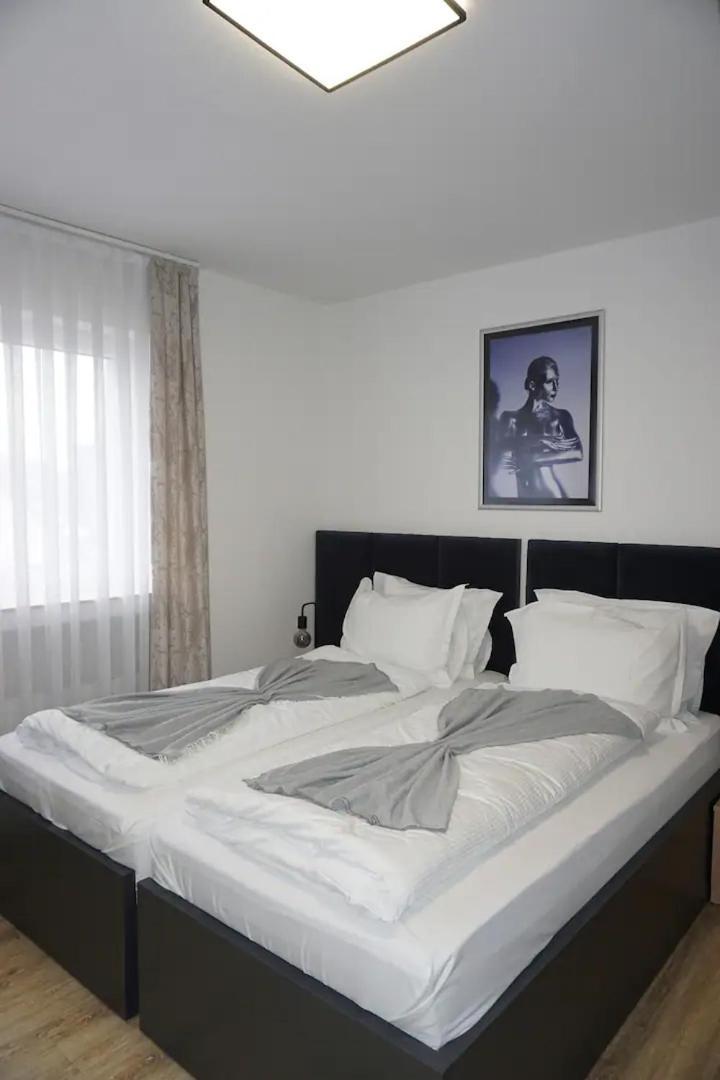 Hotel Dona Bergisch Gladbach Ngoại thất bức ảnh