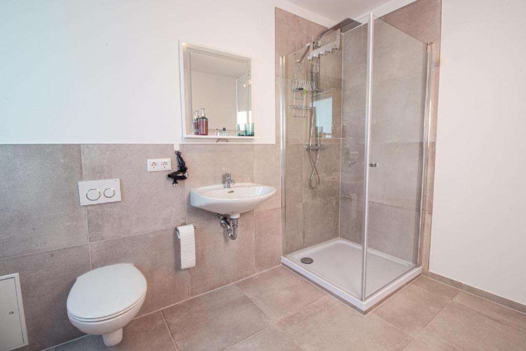 Hotel Dona Bergisch Gladbach Ngoại thất bức ảnh